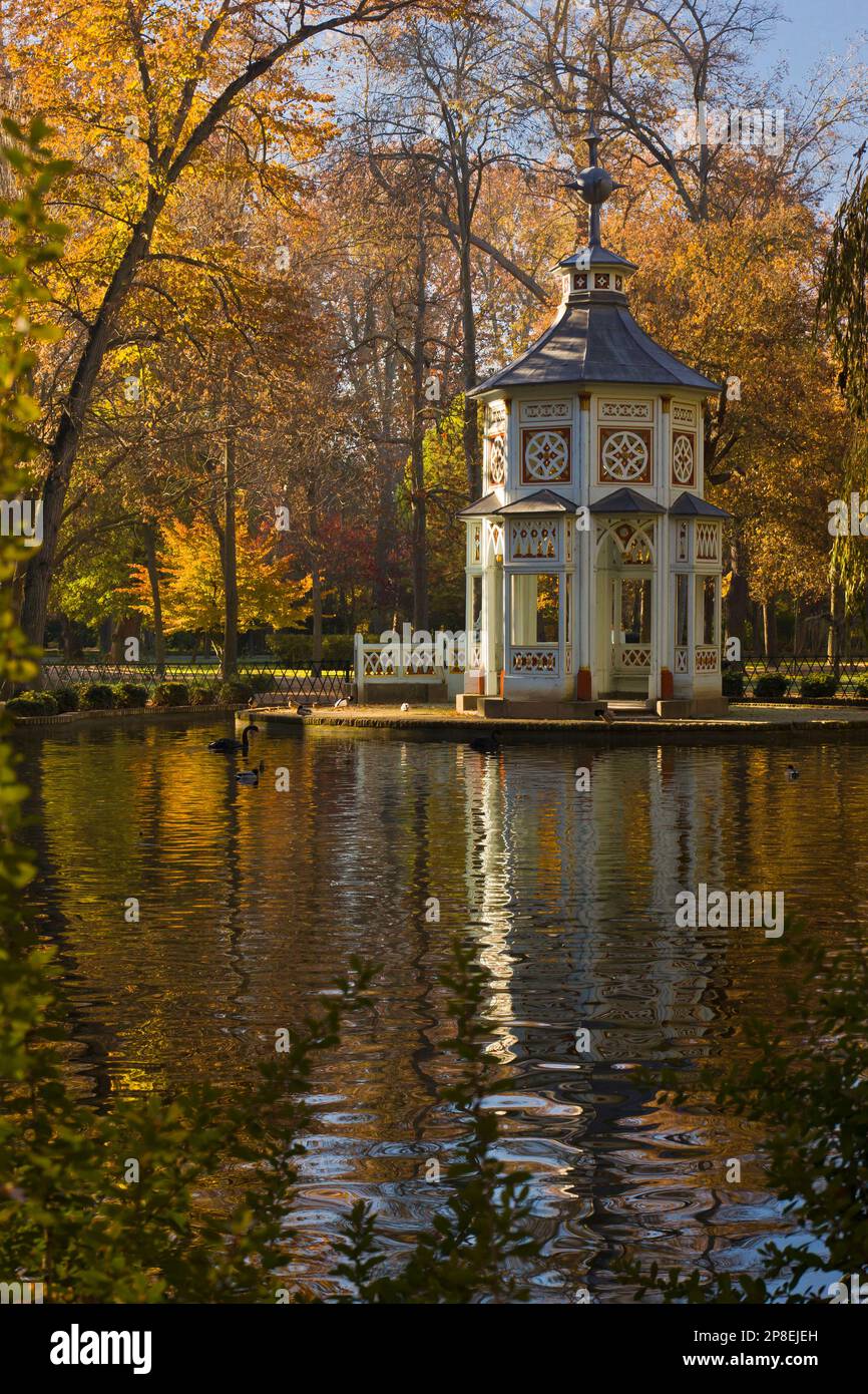 Pavilion in a lake, Prince's Garden, Aranjez, Madrid, Spain Stock Photo