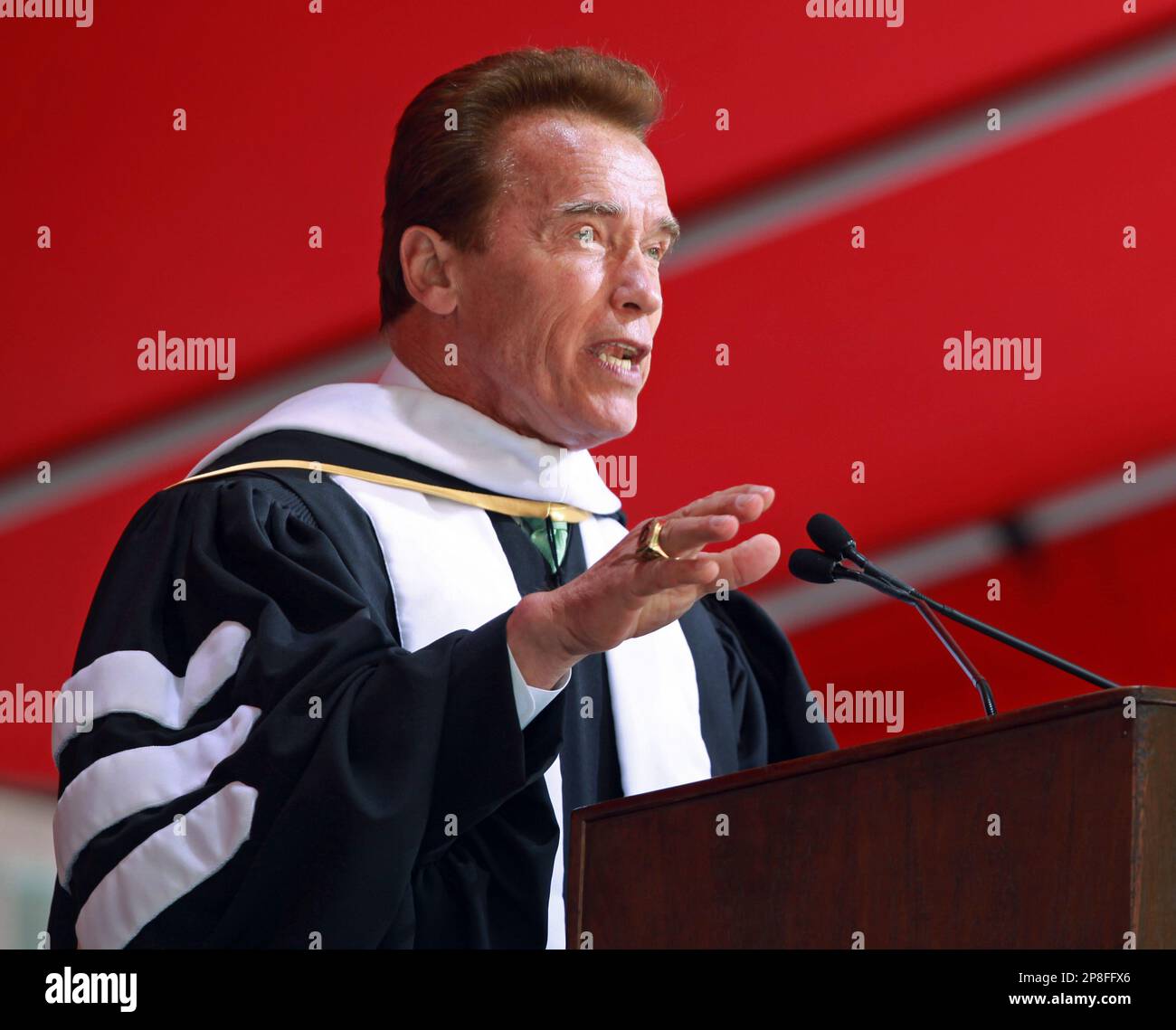 California Gov. Arnold Schwarzenegger gives the commencement address