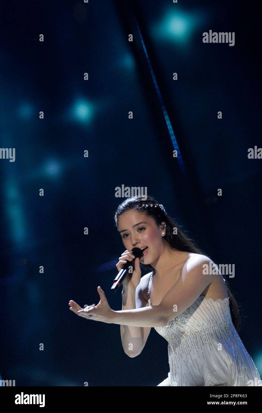 Christina Metaxa of Cyprus performs during the second semi-final rehearsals  for the Eurovision Song Contest in Moscow May 13, 2009. REUTERS/Sergei  Karpukhin (RUSSIA ENTERTAINMENT Stock Photo - Alamy