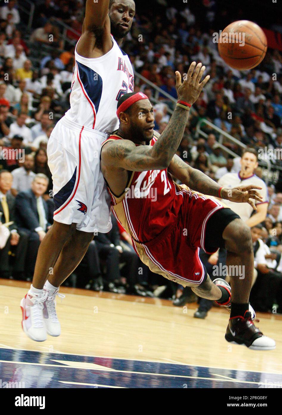 Lebron 4 deals playoffs