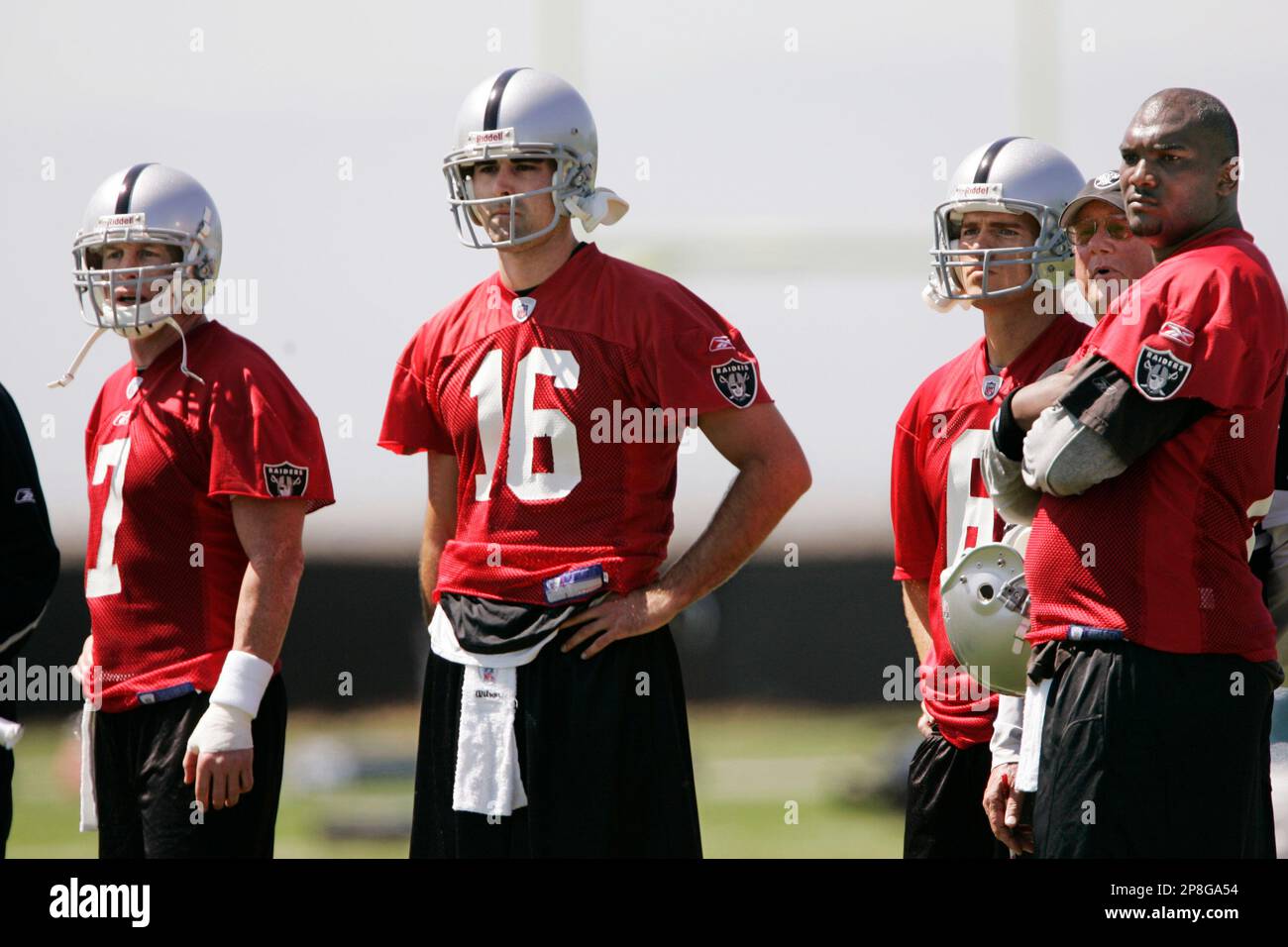 Oakland Raiders quarterback Jeff Garcia (7), quarterback Andrew Walter