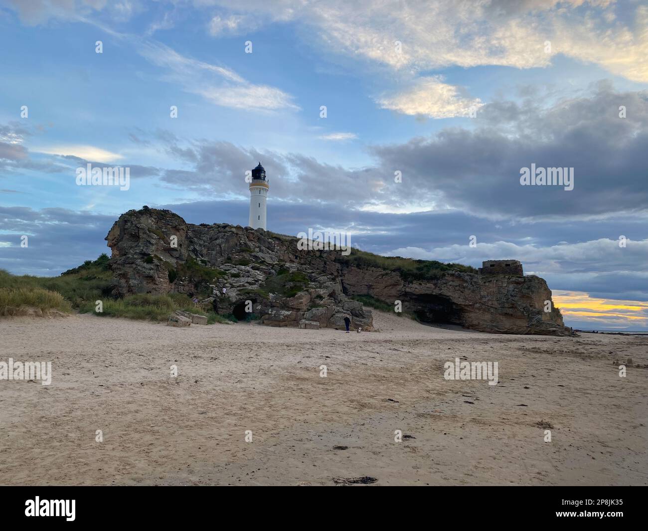 Covesea Scotland August 7 2022 Tourist On The Beach At Sunset Covesea Scotland August 7 2022 Tourist On The Beach At Sunset