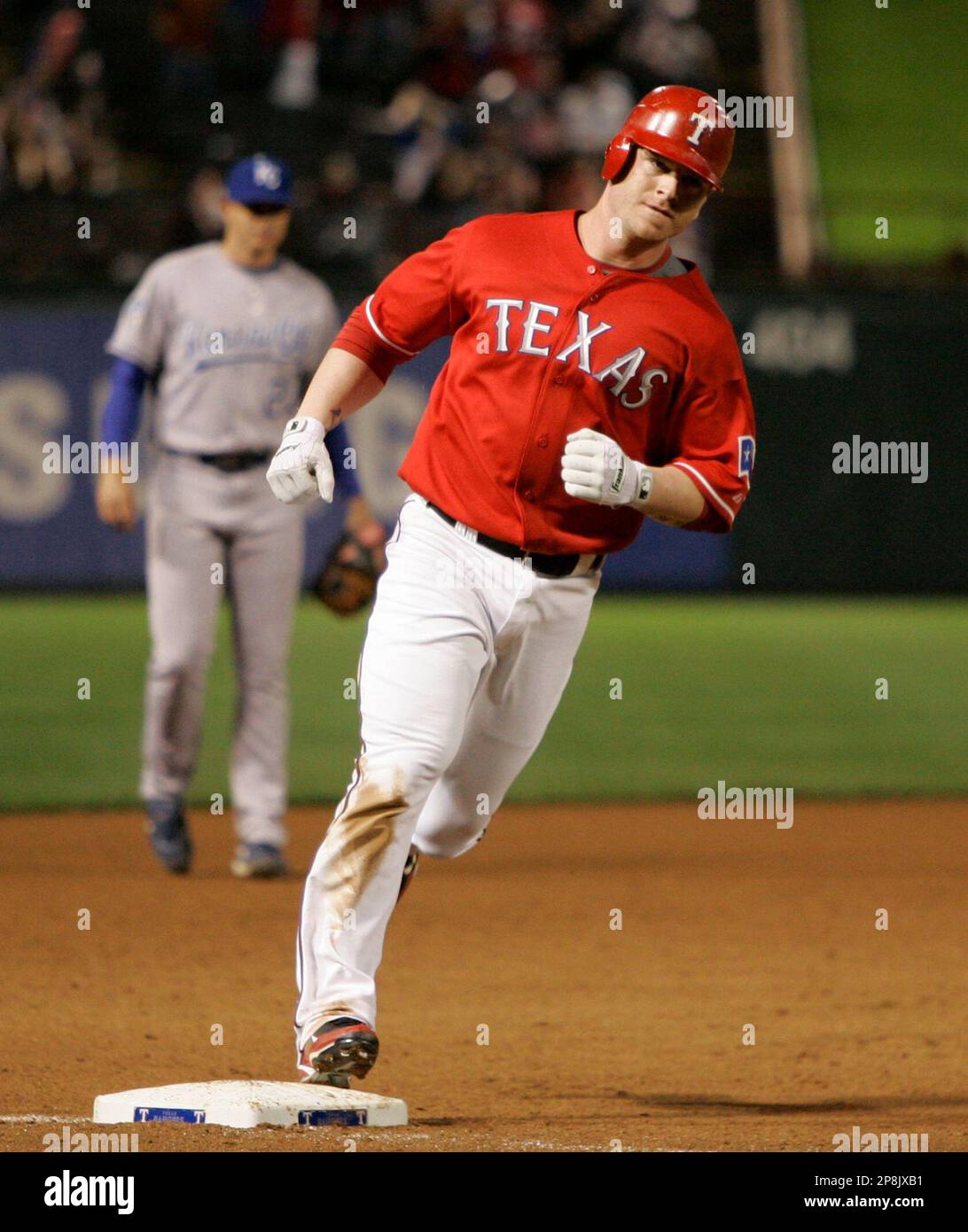 Texas Rangers first baseman Hank Blalock during a baseball game against the  Tampa Bay Rays, Saturday, July 4, 2009, in Arlington, Texas. (AP Photo/Matt  Slocum Stock Photo - Alamy