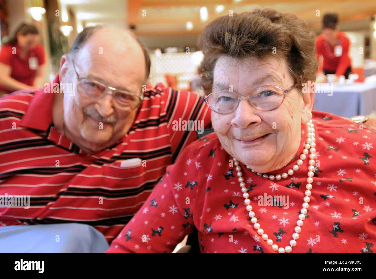 ** ADVANCE FOR SUNDAY, APRIL 19 ** Leroy and Marlene Weidman spend time