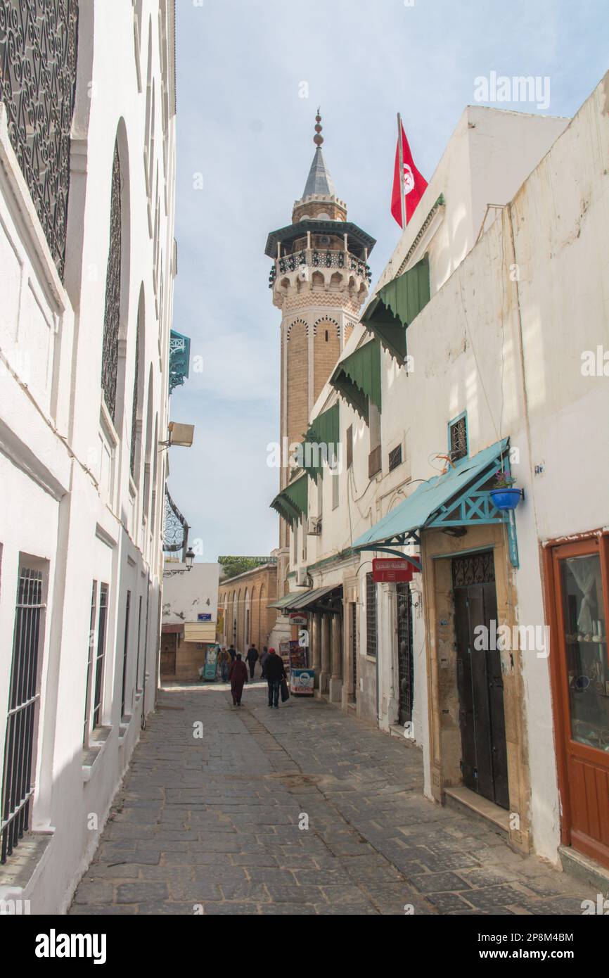 Tunis, Tunusia, Minaret of Youssef Dey Mosque in the Medina Quarter of Tunis Stock Photo
