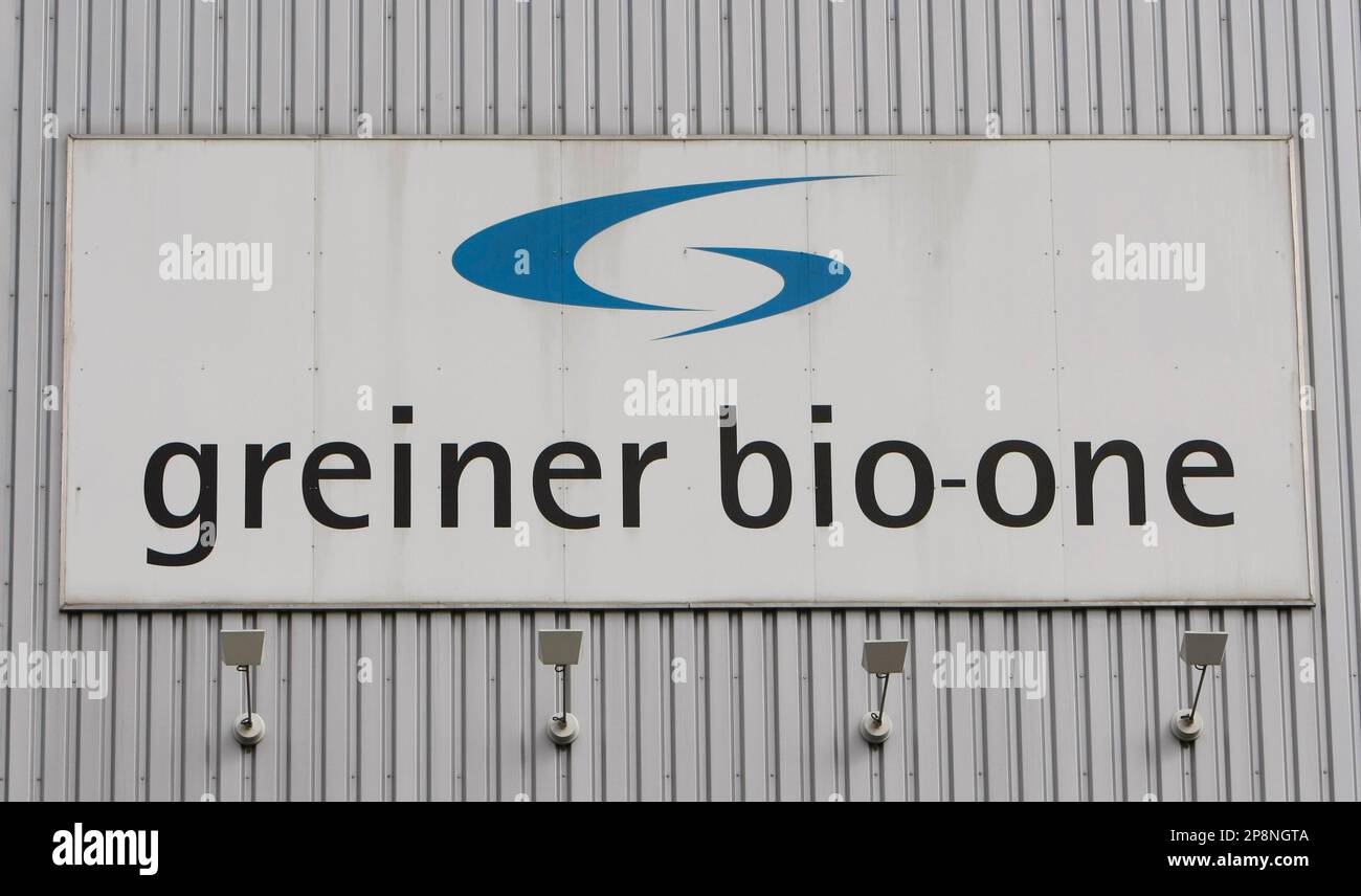 Das Firmenlogo der Greiner bioone GmbH ist am Freitag, 27.Maerz 2009, an der Firmenzentrale in