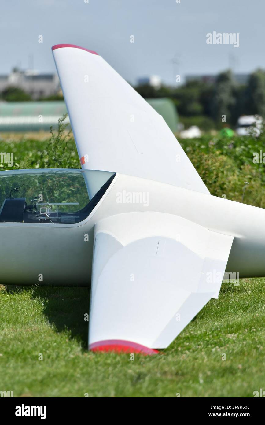 Low wing flap hi-res stock photography and images - Alamy