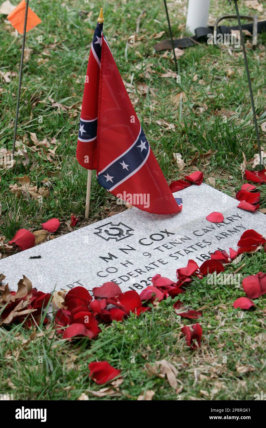 ** ADVANCE FOR MONDAY, MARCH 16 ** Capt. Marmaduke Norfleet Cox's grave