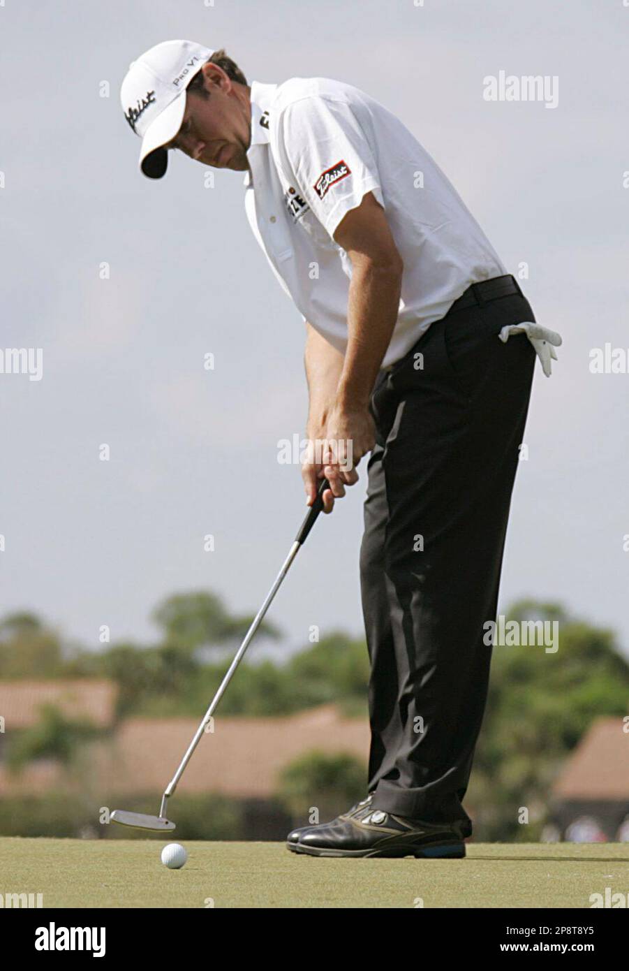 Erik Compton Putts On The Seventh Green During The Honda Classic Golf Erik Compton Putts On The Seventh Green During The Honda Classic Golf