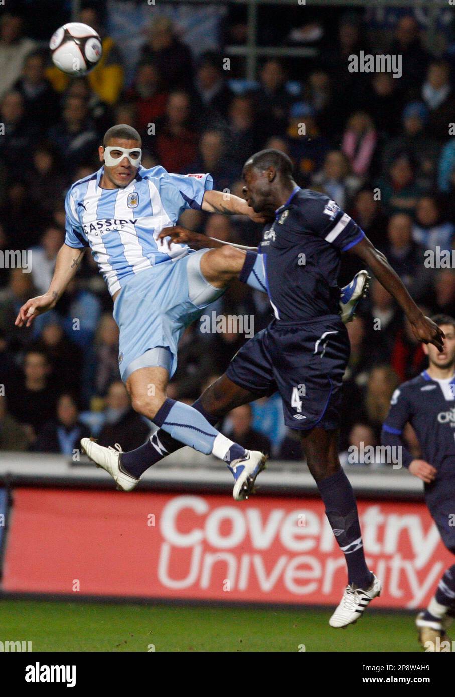 Millwall's Danny Shittu and Blackburn Rovers' Leon Best battle for the ball  Stock Photo - Alamy