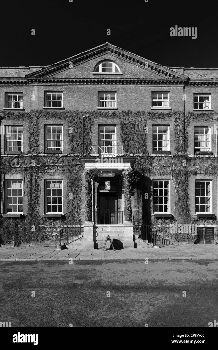 The Angel hotel, Market Square, Bury St Edmunds City, Suffolk, England