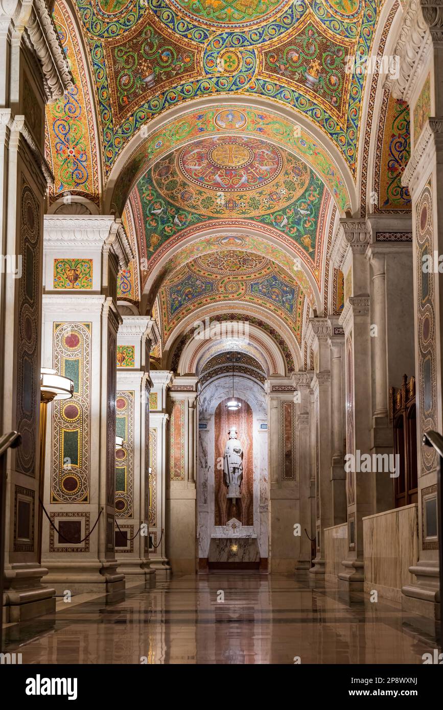 Missouri, FEB 22 2023 - Interior view of the Cathedral Basilica of ...