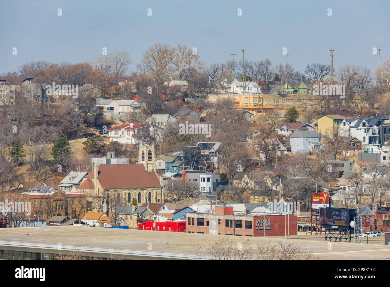 Missouri, FEB 25 2023 - Sunny view of The Kansas City downtown cityscape Stock Photo