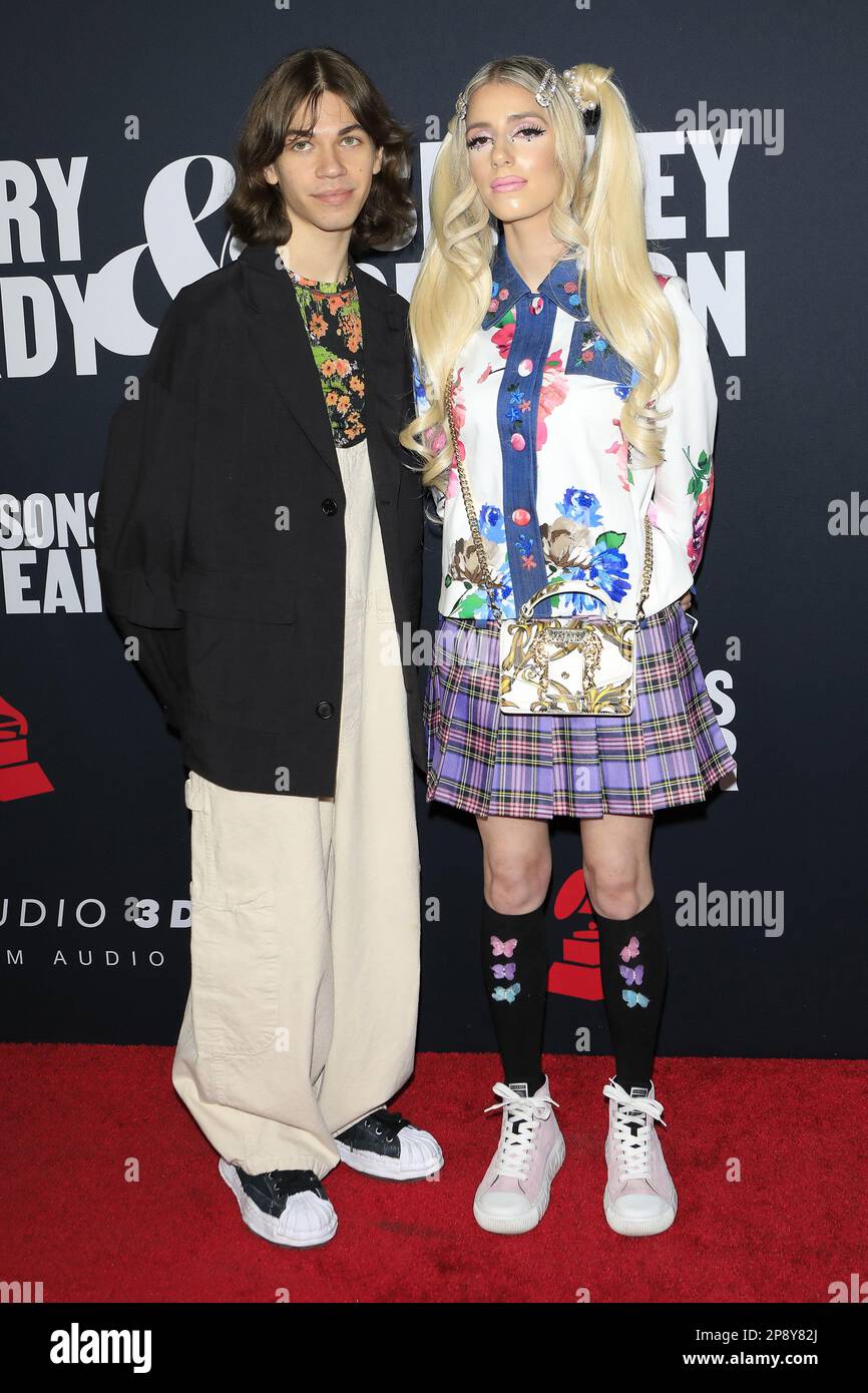 Domi and jd beck hi-res stock photography and images - Alamy
