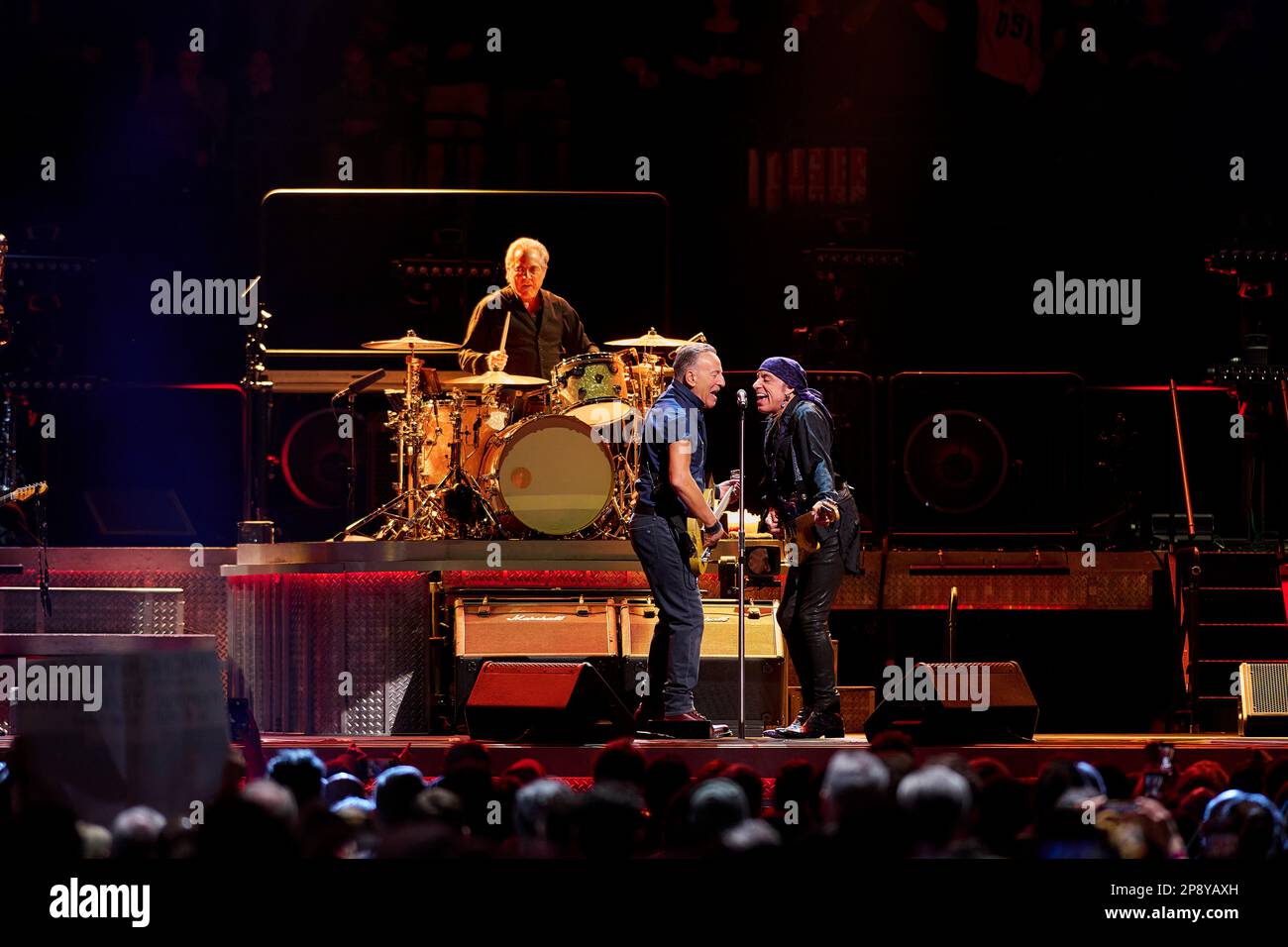 ST. PAUL, MN MARCH 5: Bruce Springsteen & the E Street Band perform at ...