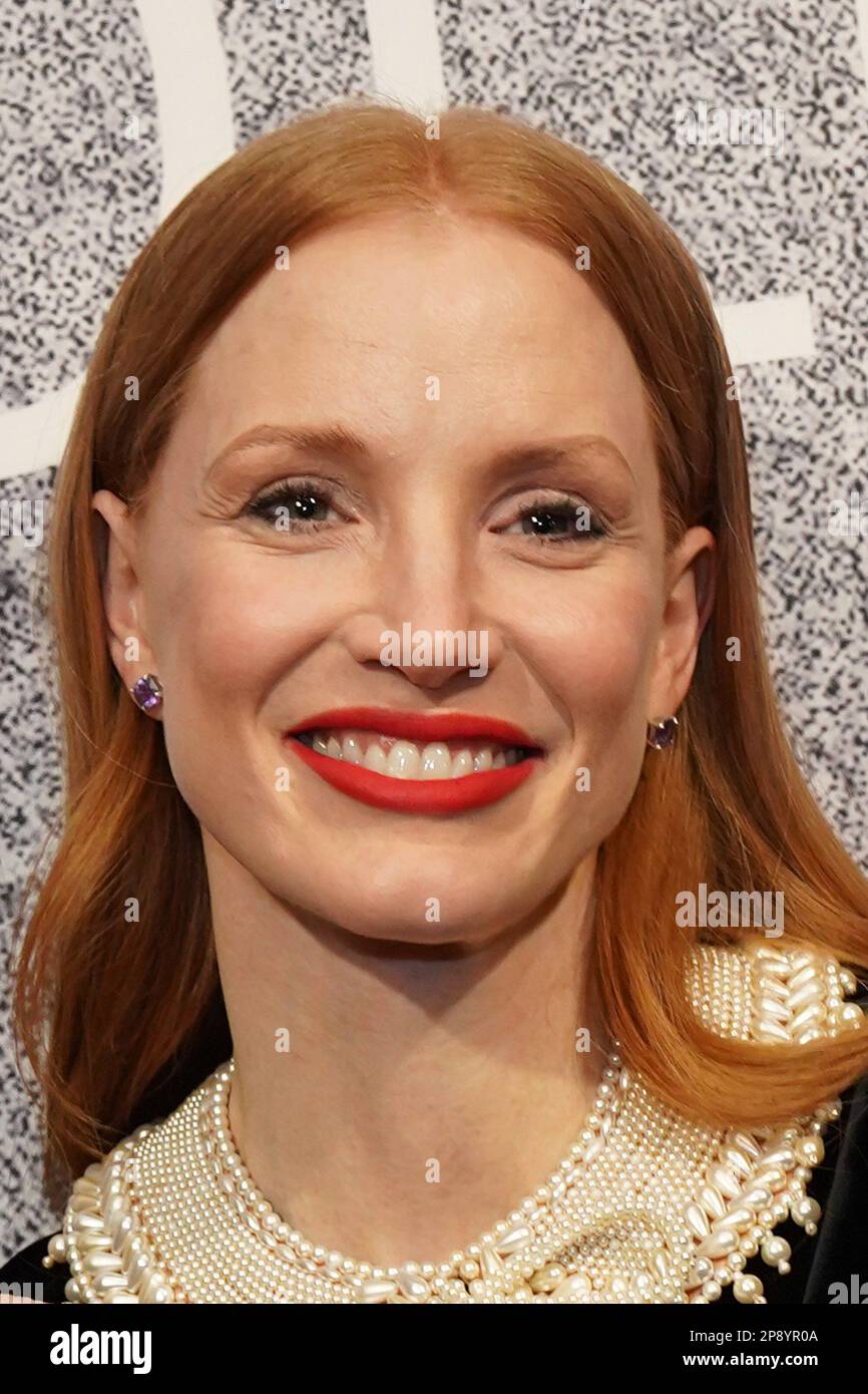 A dolls house opening night on broadway hires stock photography and