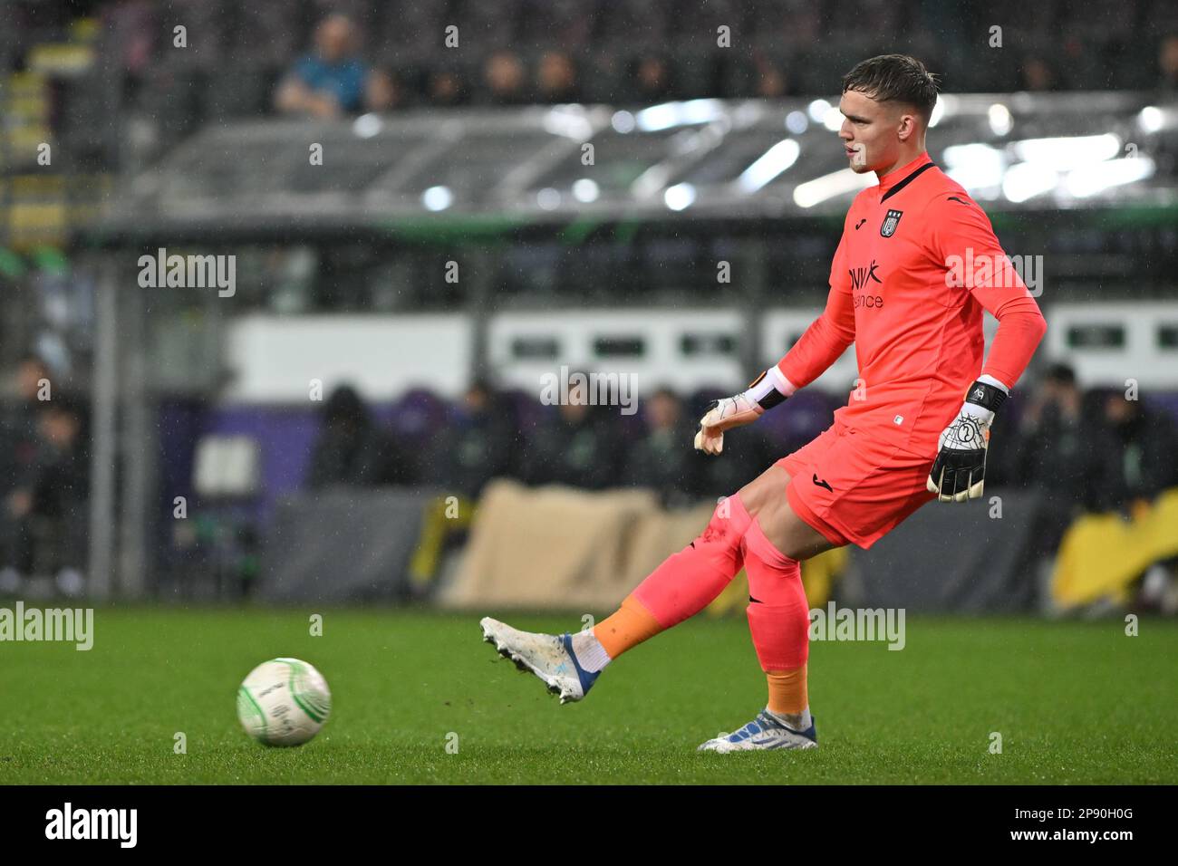 Anderlecht's goalkeeper Bart Verbruggen pictured during a soccer