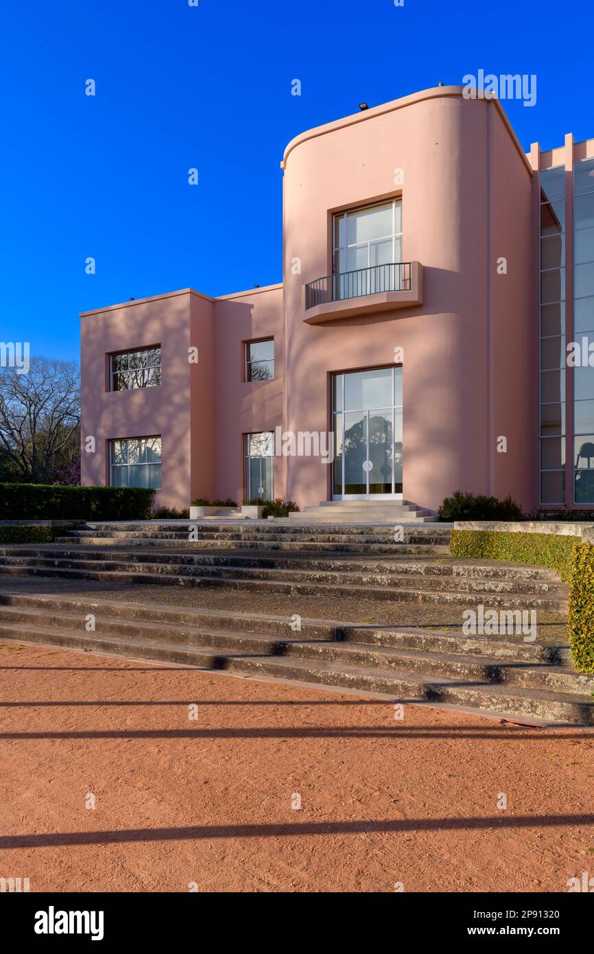 Serralves Villa, a pink 1930s art deco mansion with a contemporary art ...