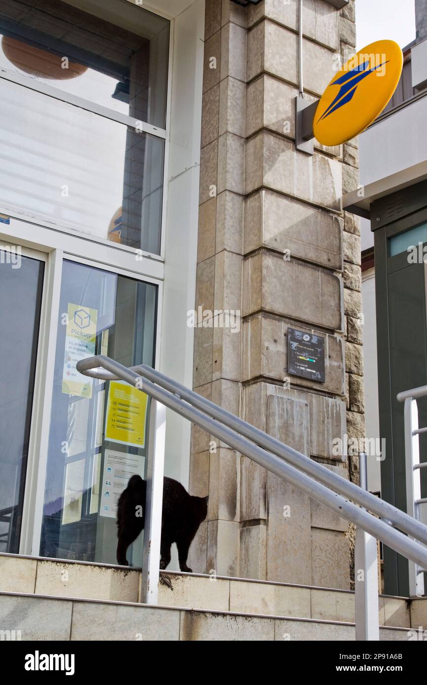 Briancon, France. 09th Mar, 2023. Entrance to the Briancon post office
