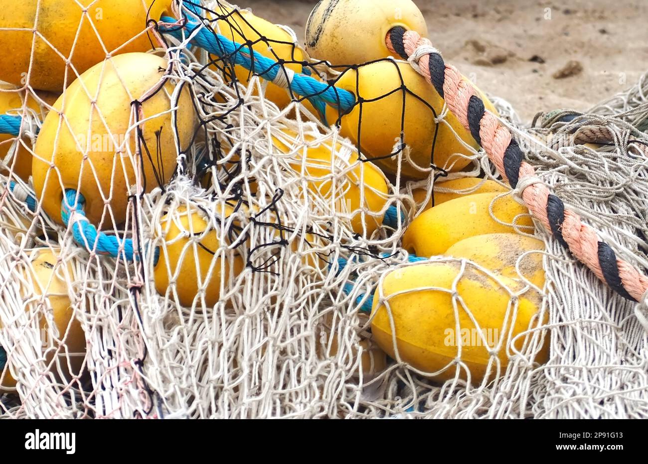 Beachy Net Rope Fishernets hi-res stock photography and images - Alamy