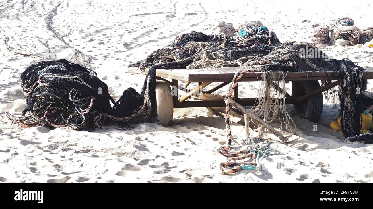 Beachy Net Rope Fishernets hi-res stock photography and images - Alamy