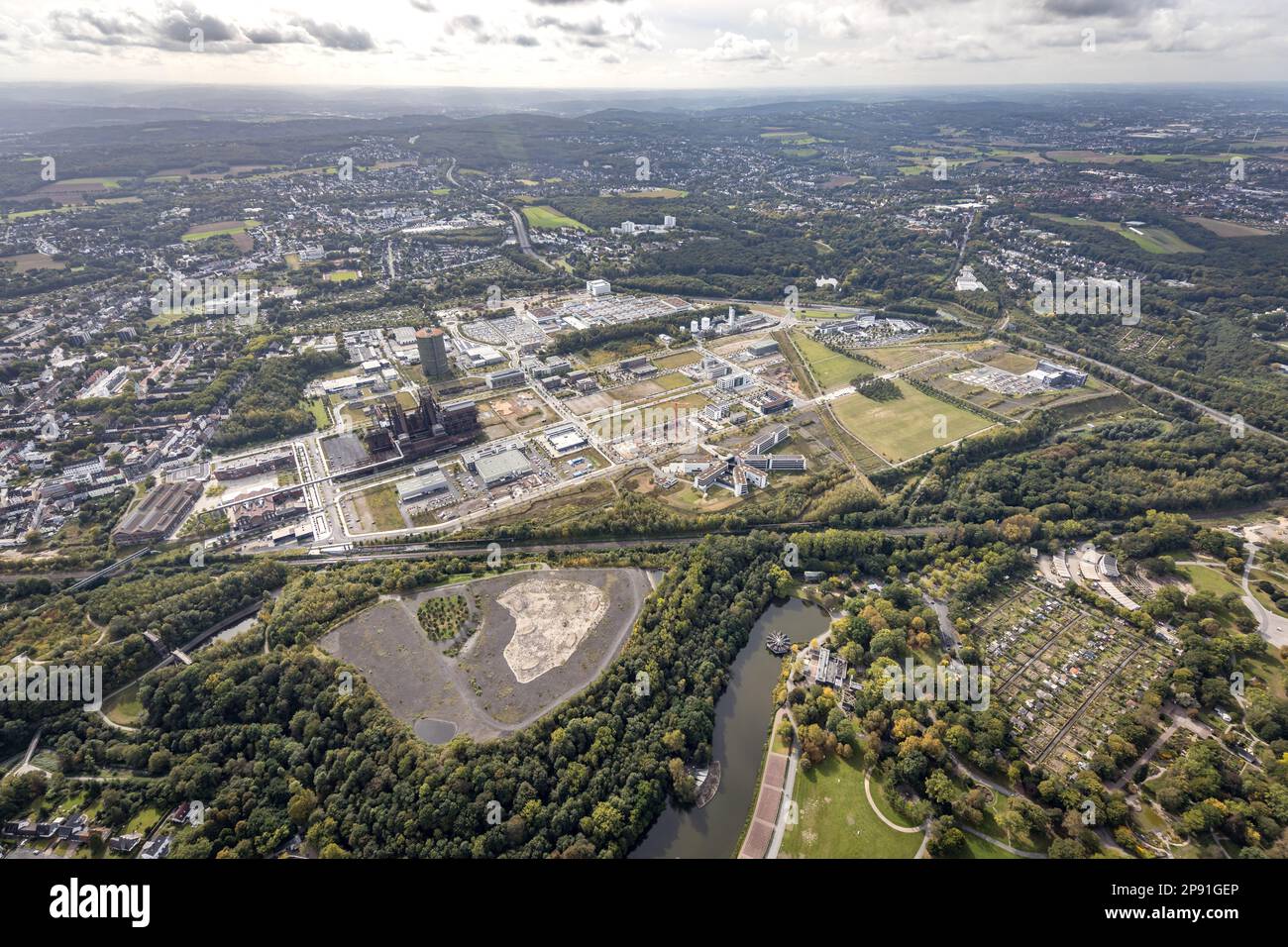 PhoenixWest Areal and HoeschGasometer as well as Wilo Park, BMW Dortmund Branch, INTECH Die