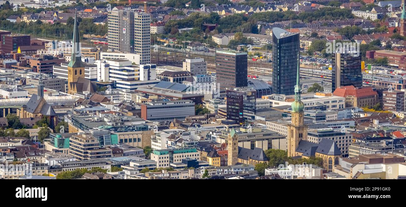 City center view with Ev. Stadtkirche St Marien, St. Reinoldikirche ...