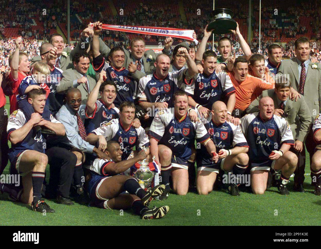 File photo dated 2-05-1998 of Sheffield Eagles celebrating their 17-8 victory over Wigan Warriors, in the Silk Cut Challenge Cup match at Wembley. Sheffield Eagles find new home to roost after rollercoaster ride since cup glory. Issue date: Friday March 10, 2023. Stock Photo
