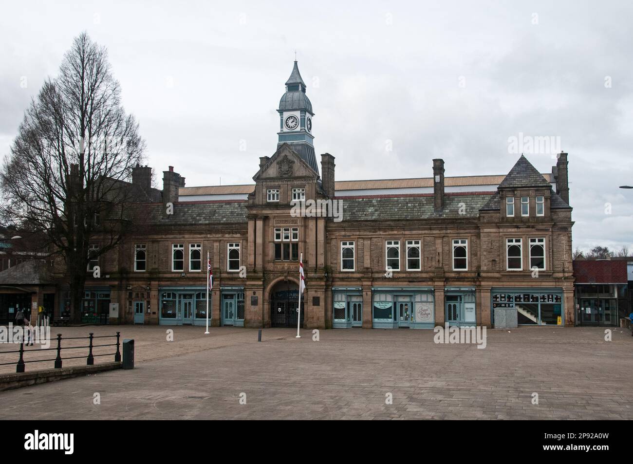 Around the UK Darwen Town Hall & Indoor Market Hall Stock Photo Alamy