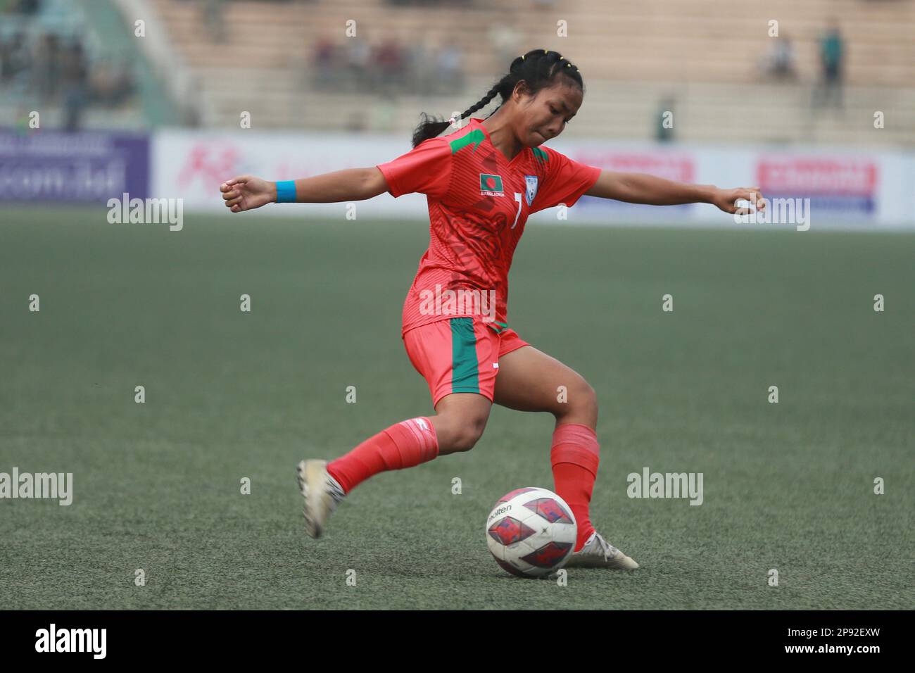 Bangladesh Under-20 Women's football team's bid to qualify for the next round of the Asian Football Confederation U-20 Women's Asia Cup Qualifiers kic Stock Photo