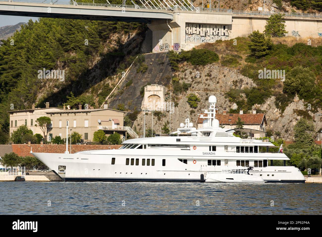 Dubrovnik, Croatia. 29th Aug, 2022. Samadhi luxury yacht seen on the Adriatic Sea near the city of Dubrovnik. Samadhi is a motor yacht built by the Dutch shipyard Feadship in 2006. (Credit Image: © Karol Serewis/SOPA Images via ZUMA Press Wire) EDITORIAL USAGE ONLY! Not for Commercial USAGE! Stock Photo