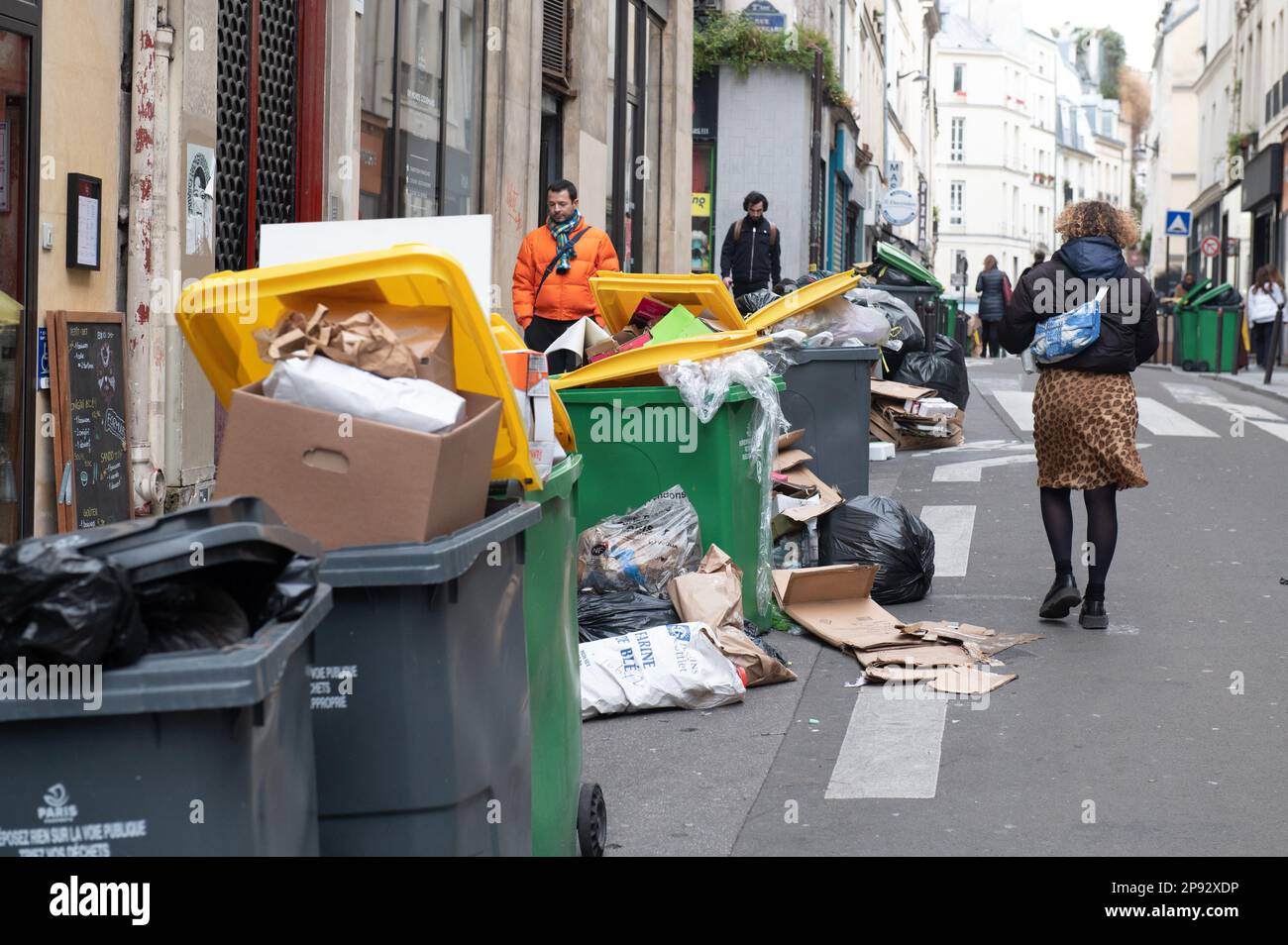 https://c8.alamy.com/comp/2P92XDP/on-march-10-2023-in-the-2nd-district-of-paris-trash-cans-and-rubbish-pile-up-on-the-sidewalks-following-a-garbage-collectors-strike-in-protest-against-the-governments-pension-reform-project-photo-by-quentin-veuilletabacapresscom-credit-abaca-pressalamy-live-news-2P92XDP.jpg