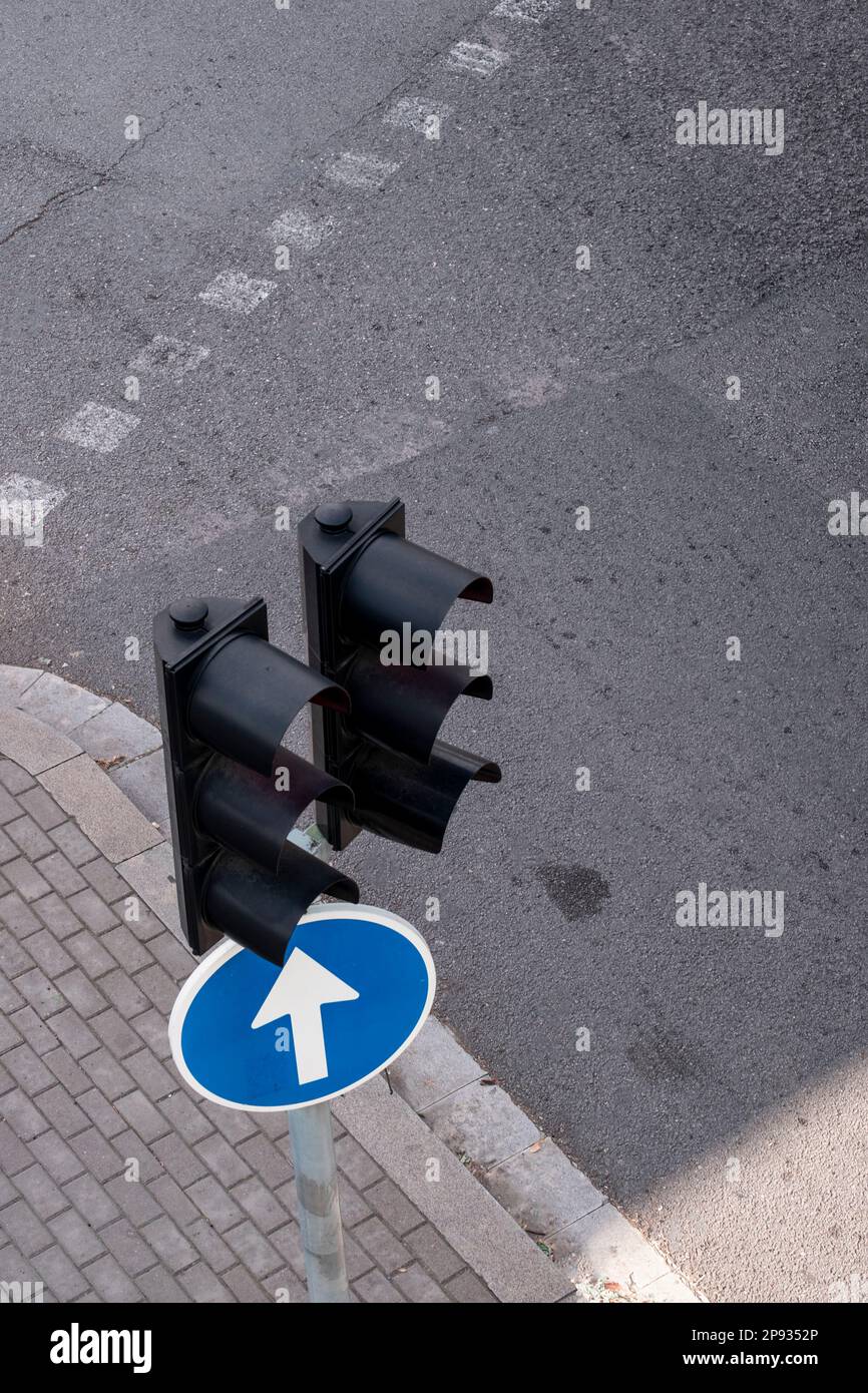 Traffic light in a modern European city Stock Photo Alamy