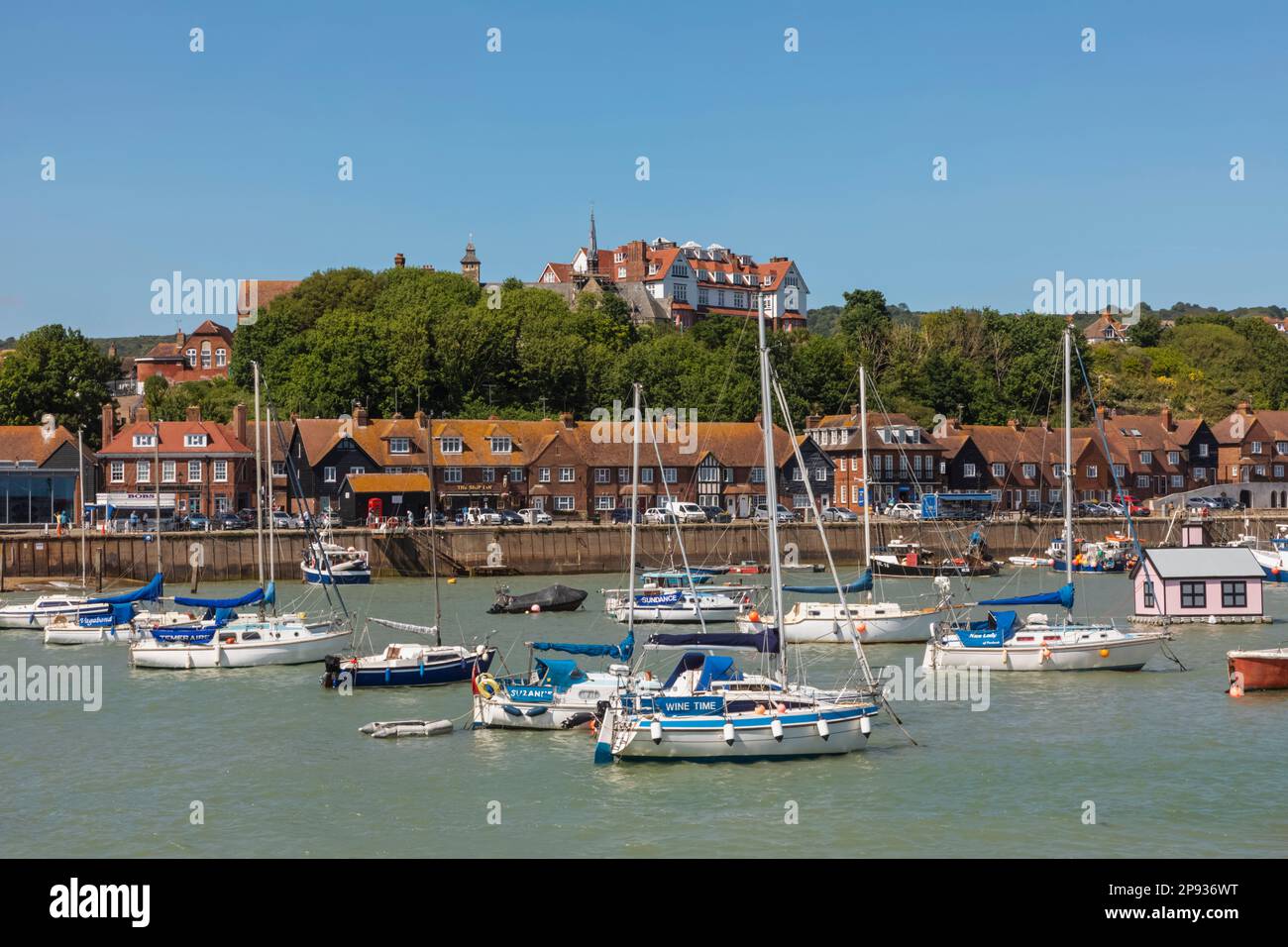 Folkestone harbour boats hi-res stock photography and images - Alamy