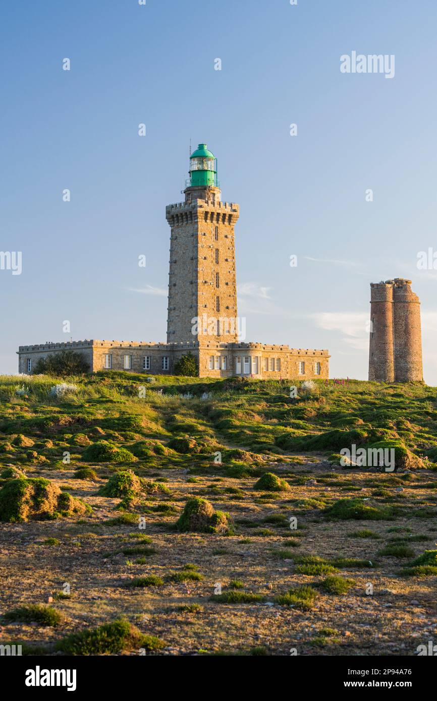 Phare du cap frehel hi-res stock photography and images - Alamy