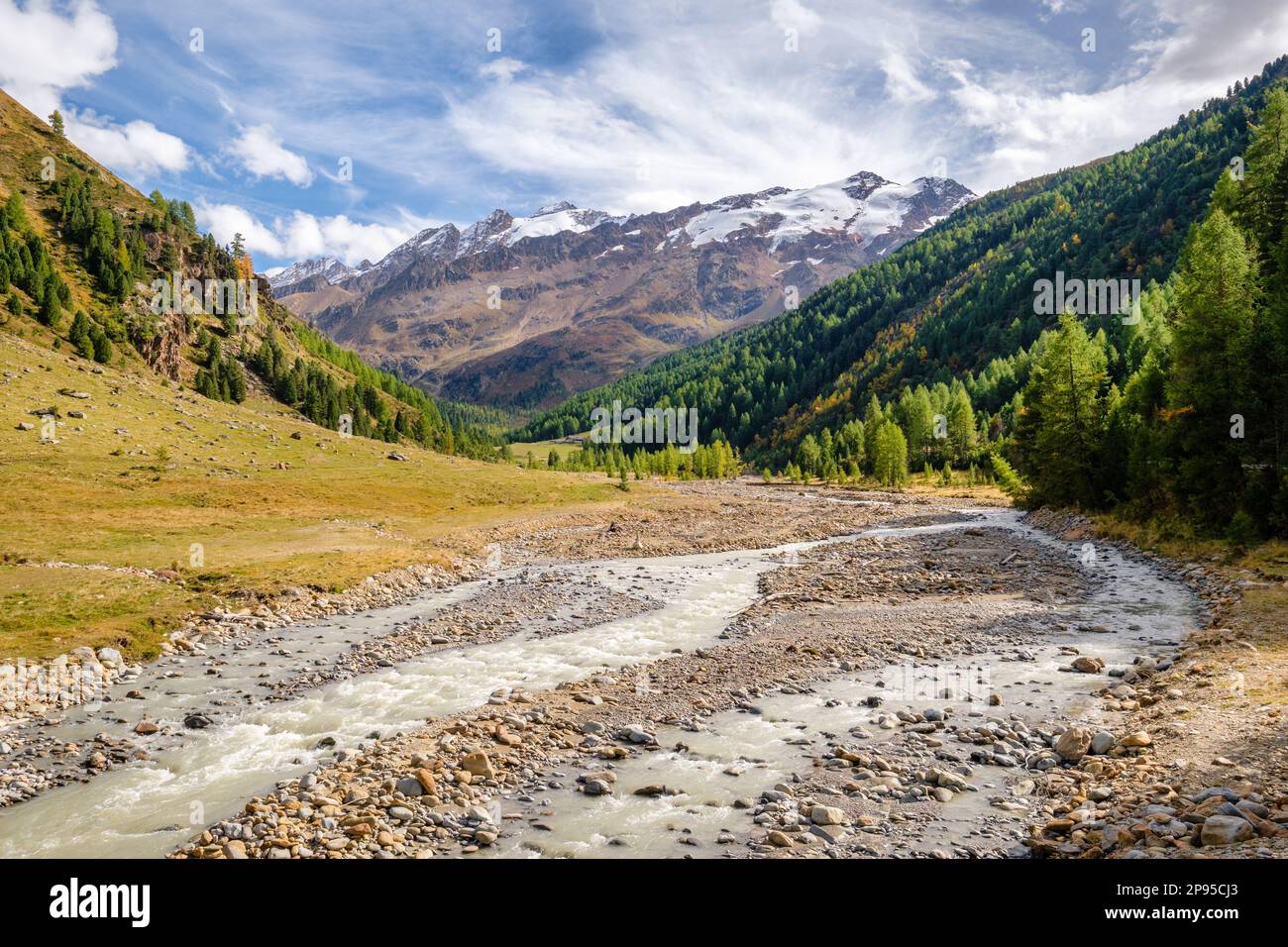 A September day in Vallelunga (or: Langtaufers), a valley in South Tyrol, Italy. It is a side valley of the Venosta (or Vinschgau) valley. Stock Photo