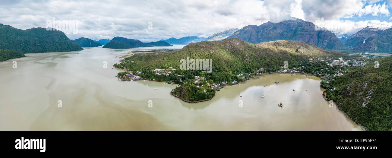 Tortel Panorama view of Caleta Tortel with its small cabins - Discovering the ...