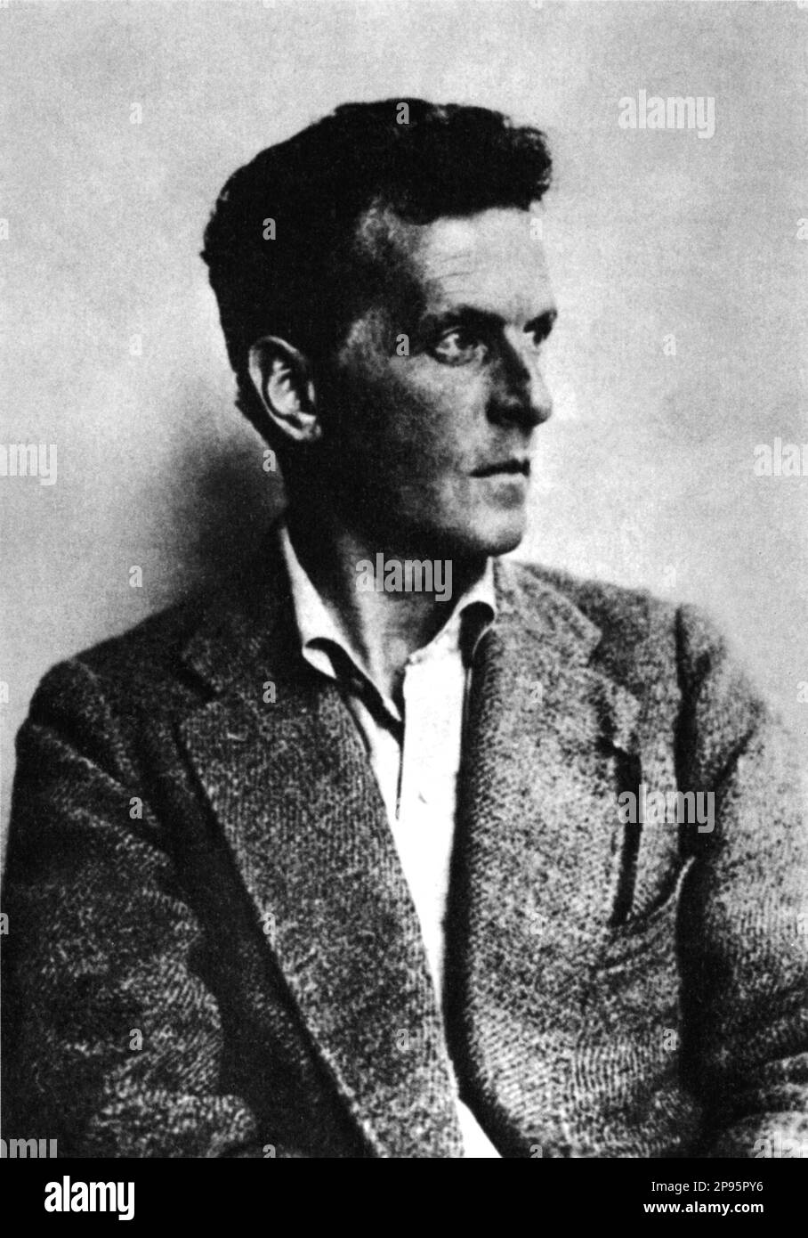1915 c,  AUSTRIA : The austrian philosopher LUDWIG WITTGENSTEIN ( Wien 1889 - Cambridge 1951 ). - FILOSOFO DEL LINGUAGGIO - LOGICO - LOGICA - FILOSOFIA - PHILOSOPHY Language - portrait - ritratto - ebreo - jewish  - GAY - portrait - ritratto - omosessuale - homosexual - homosexuality -  omosessualità - LGBT -  - sessuologo - sessuologia - sexuology  - portrait - ritratto - profilo - profile ----  Archivio GBB Stock Photo