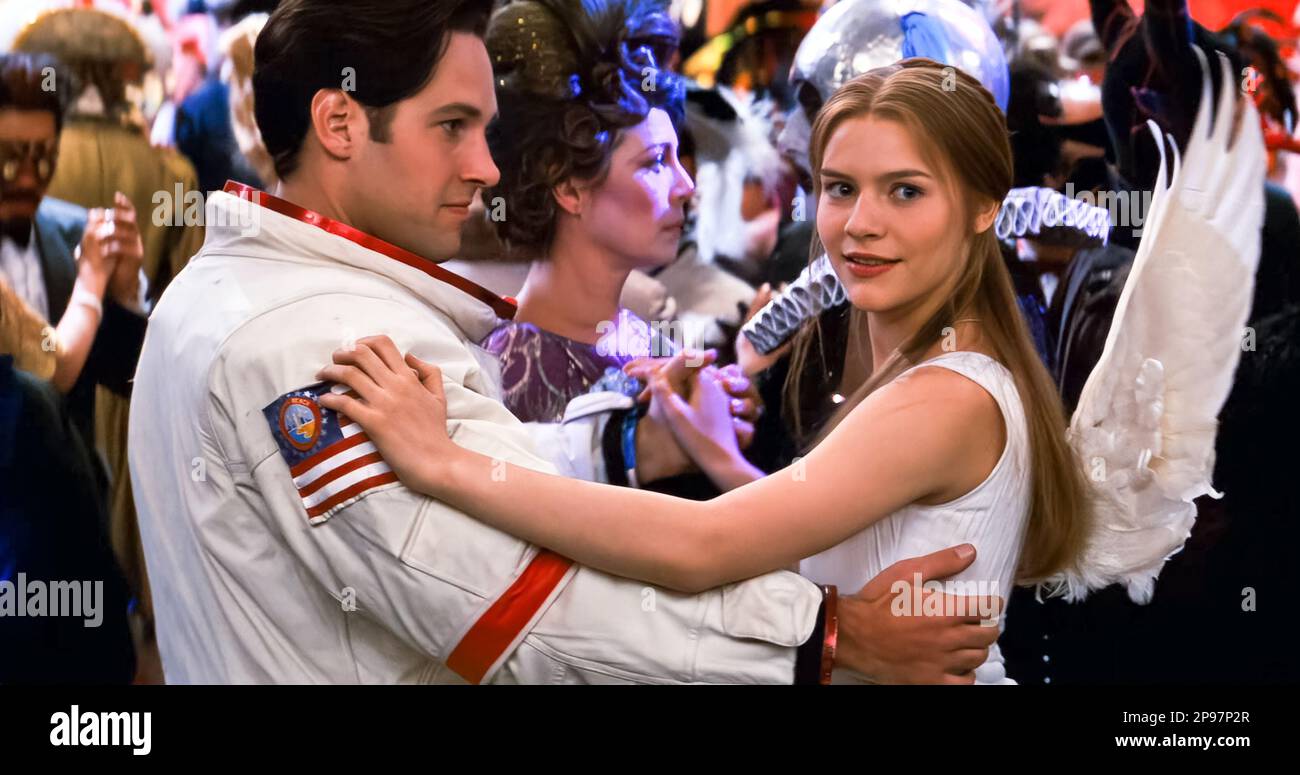 USA. Claire Danes and Paul Rudd in a scene from the (C)Twentieth Century Fox film Romeo USA. Claire Danes and Paul Rudd in a scene from the (C)Twentieth Century Fox film Romeo