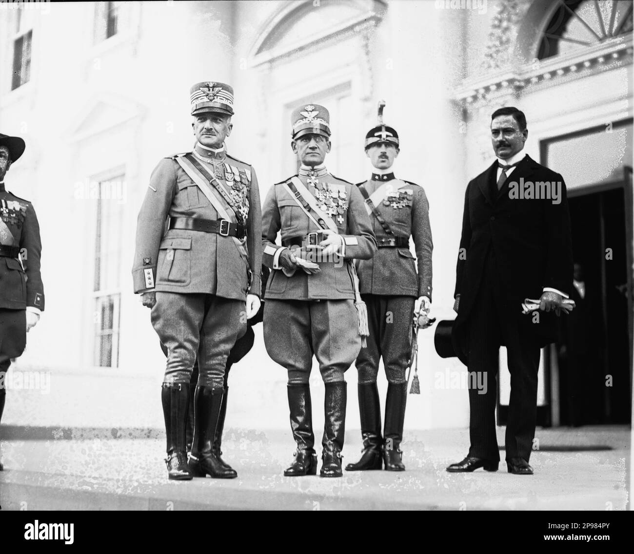 1921, Washington , USA  : The italianGenerale and a Marshal of Italy  ARMANDO DIAZ  ( 1861 - 1928 ) at White House ( first from left ) with Generale DE LUCA KENNEDY and Prince RUSPOLI , received from the US President . On November 1, 1921 Diaz was in Kansas City to take part in the groundbreaking ceremony for the Liberty Memorial that was being constructed there. Also present that day were Lieutenant General Baron Jacques of Belgium, Admiral David Beatty of Great Britain, Marshal Ferdinand Foch of France and General John J. Pershing of the United States. One of the main speakers was Vice Presi Stock Photo