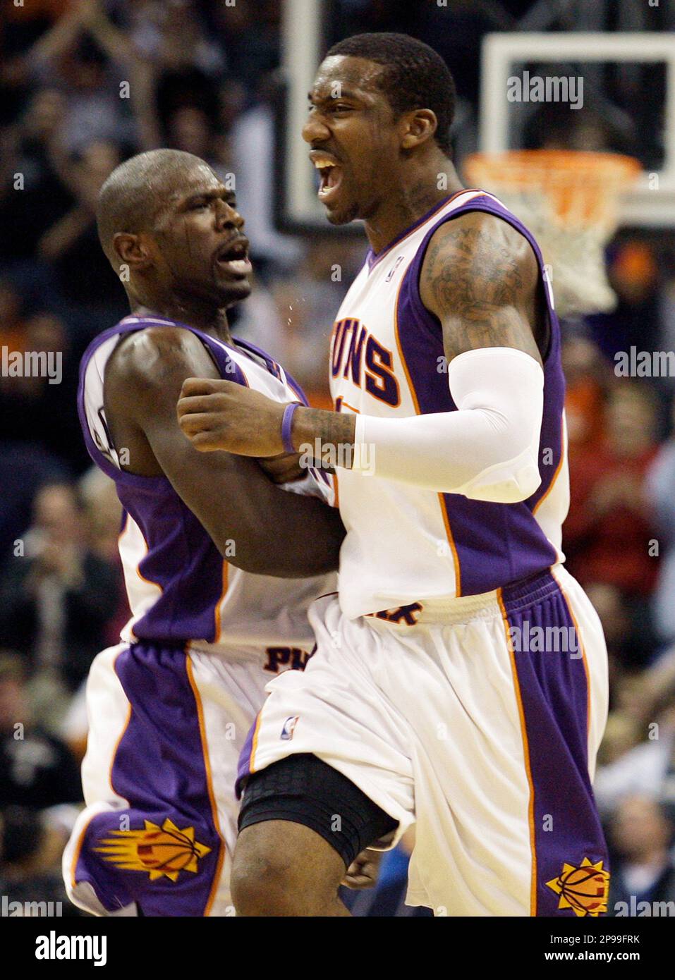 Phoenix Suns guard Jason Richardson left and forward Amare