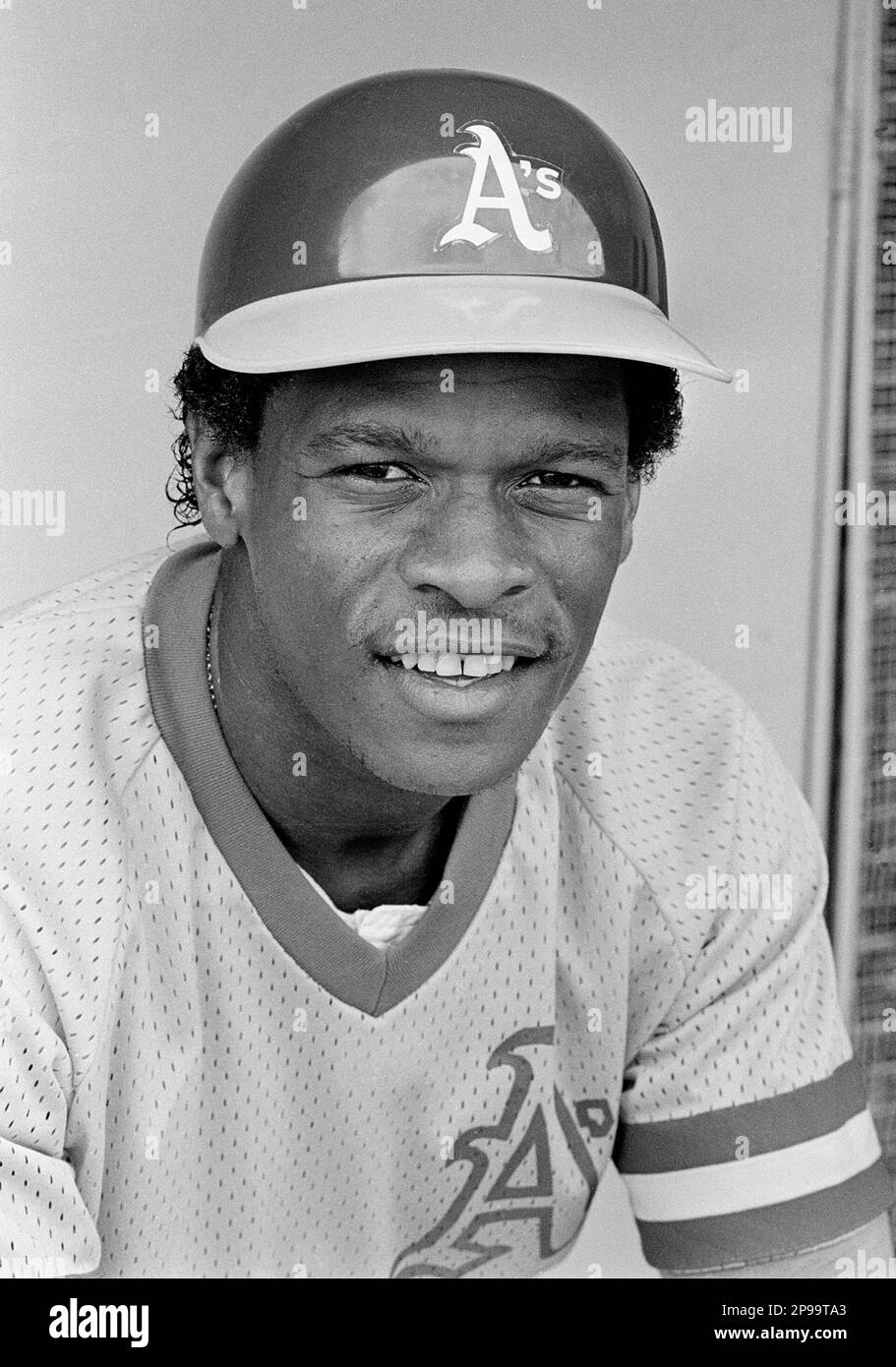 On this day in 1989: Athletics reacquire Rickey Henderson