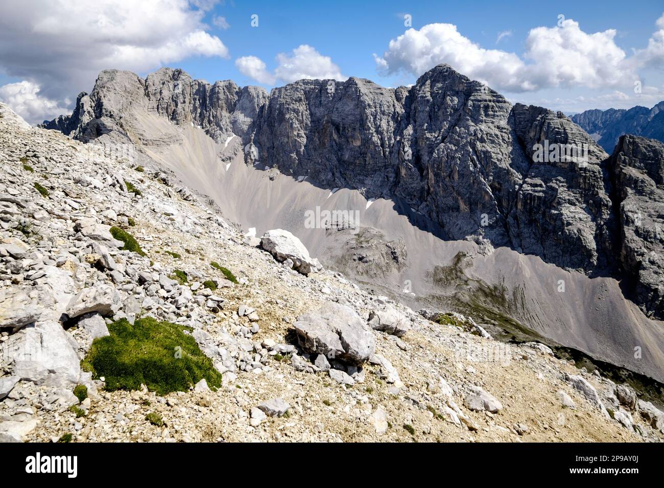 Typische Landschaft im Karwendelgebirge Stock Photo