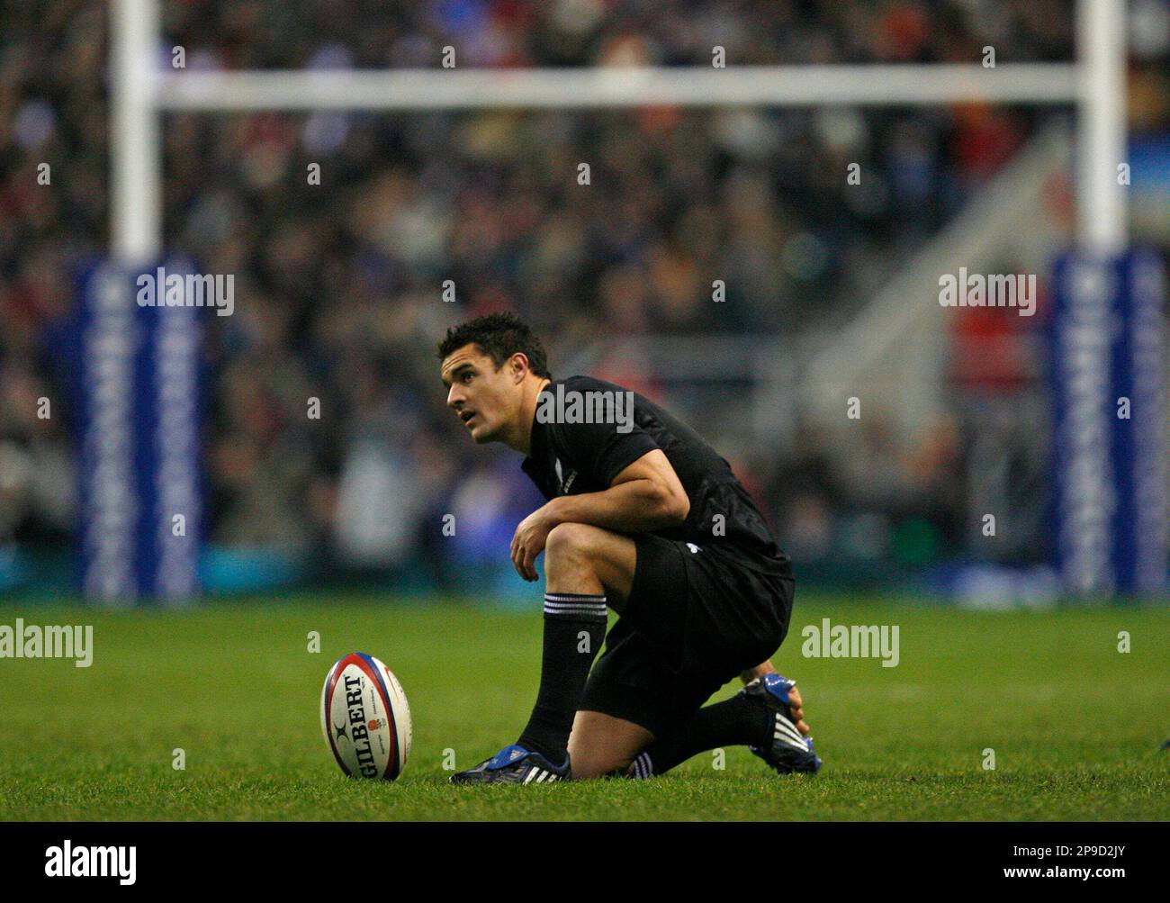 Dan carter conversion hi-res stock photography and images - Alamy