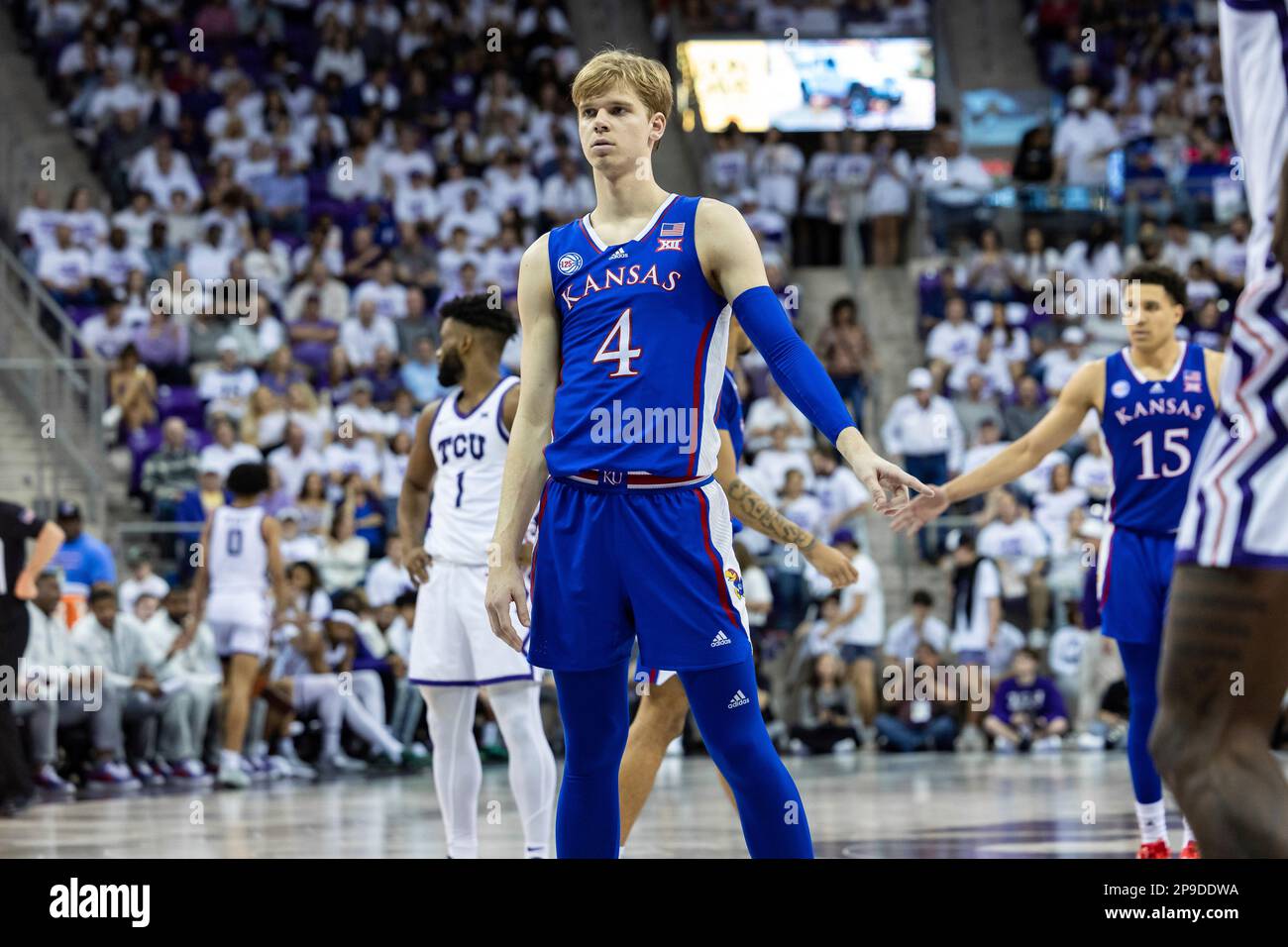 fort-worth-tx-february-20-kansas-jayhawks-guard-grady-dick-4