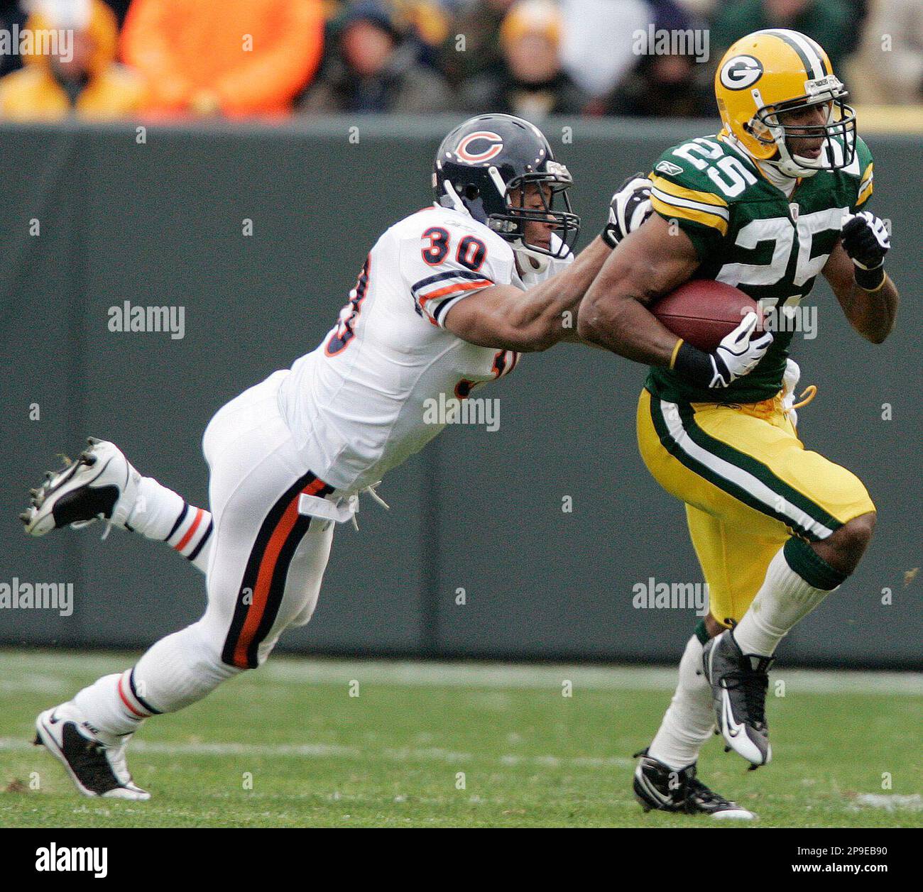 Chicago Bears safety Mike Brown celebrates after the Bears defense stopped  the Philadelphia Eagles on fourth and goal at the 1-yard line late in the  fourth quarter on September 28, 2008 at