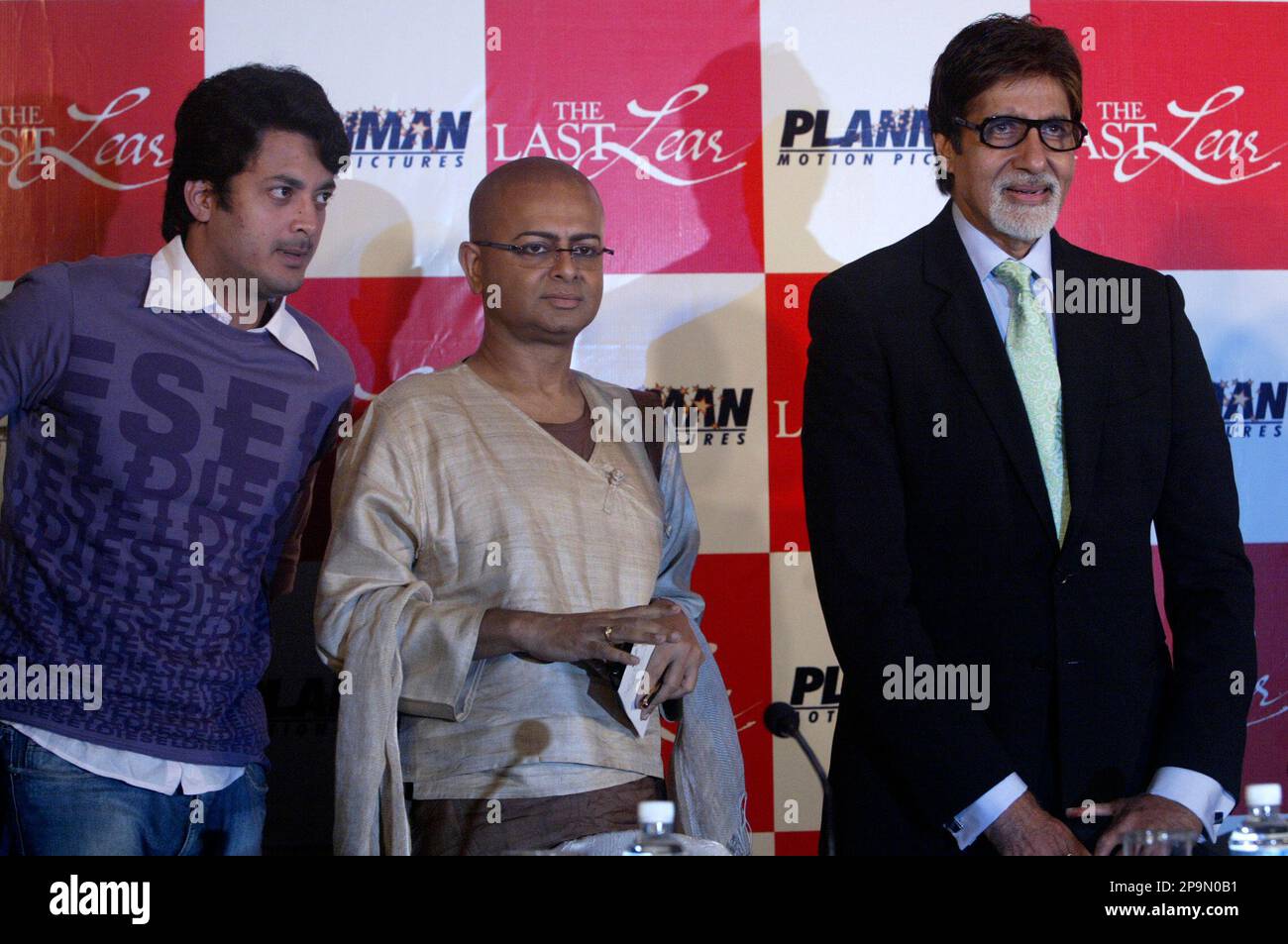 Bollywood actors Amitabh Bachchan, right, Jisshu Sengupta, left, and  Director Rituparno Ghosh, center, look on during a press conference prior  to the premiere of their film 'The Last Lear' in Calcutta, India,, image size:1300x953