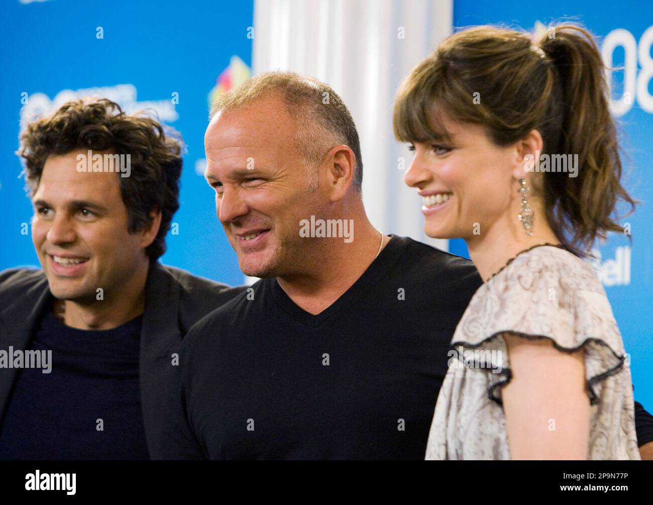 Mark Ruffalo, left, director Brian Goodman and Amanda Peet, right, pose ...