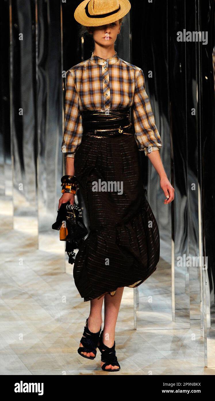 Look New York Spring 2009 - Marc Jacobs for Louis Vuitton Is the