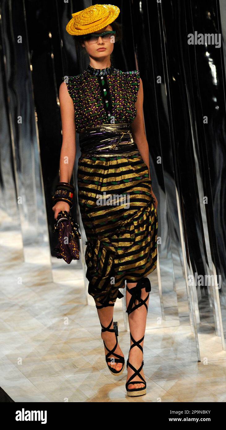 Look New York Spring 2009 - Marc Jacobs for Louis Vuitton Is the
